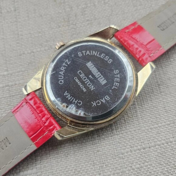 Croton Manhattan Women Wristwatch Red Leather Strap Analog Watch Holidays - Picture 13 of 13